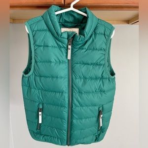 Hanna Andersson quilted puffer down vest